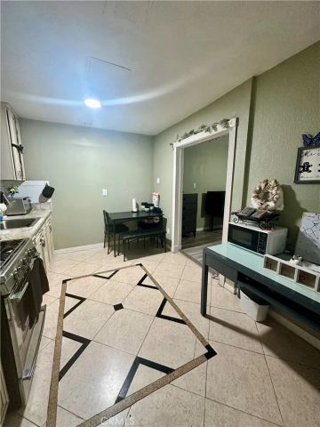 550 W Granada Court, Ontario, CA 91762