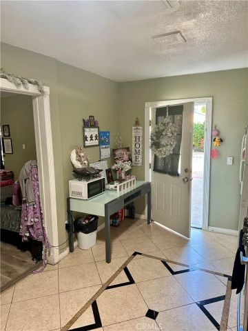 550 W Granada Court, Ontario, CA 91762