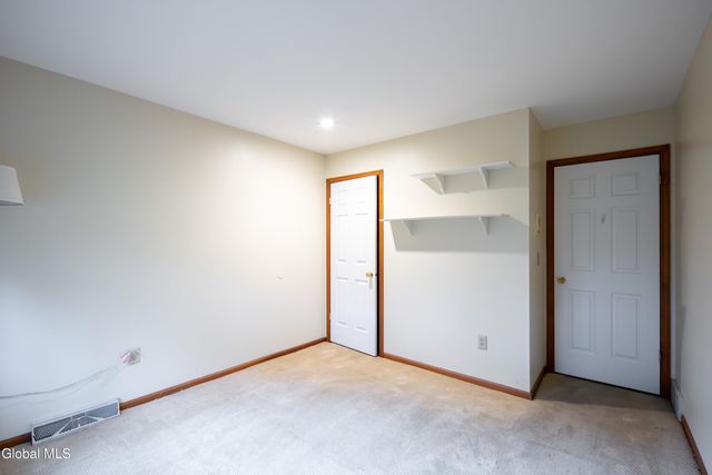 2013 Rosedale Way, Guilderland, NY 12303