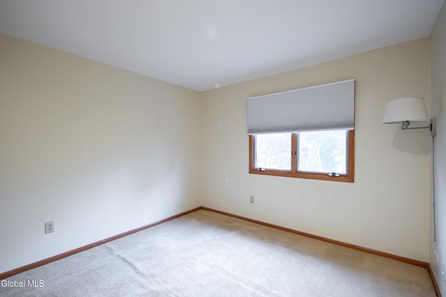 2013 Rosedale Way, Guilderland, NY 12303