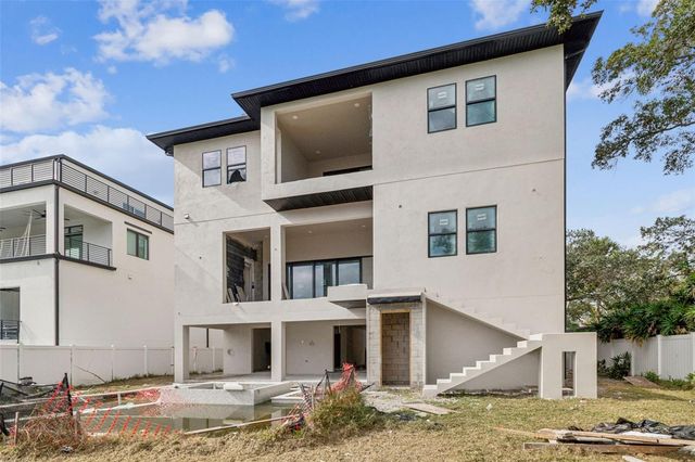 211 S OCCIDENT STREET, Tampa, FL 33609