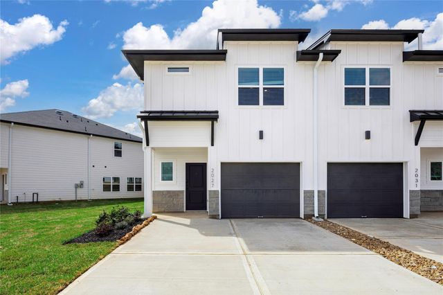 1947 Longmire Villas Court, Conroe, TX 77304