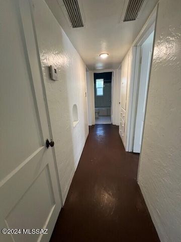 2722 E 5th Street, Tucson, AZ 85716