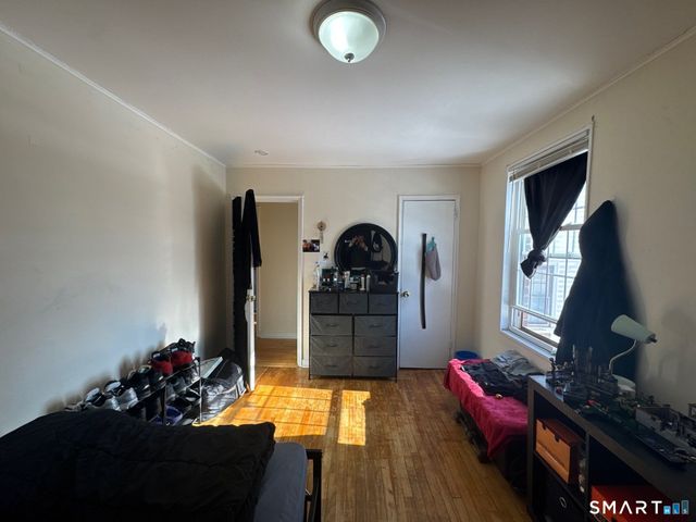 211 Louisiana Avenue D, Bridgeport, CT 06610