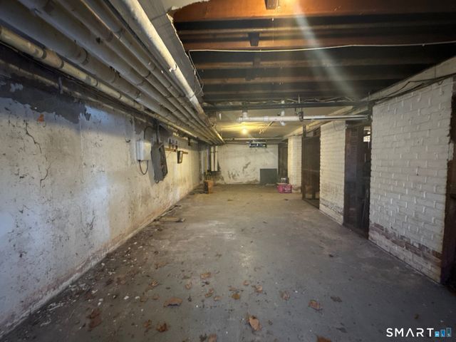 211 Louisiana Avenue D, Bridgeport, CT 06610