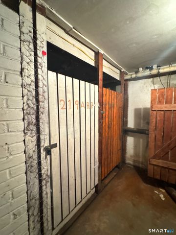 211 Louisiana Avenue D, Bridgeport, CT 06610