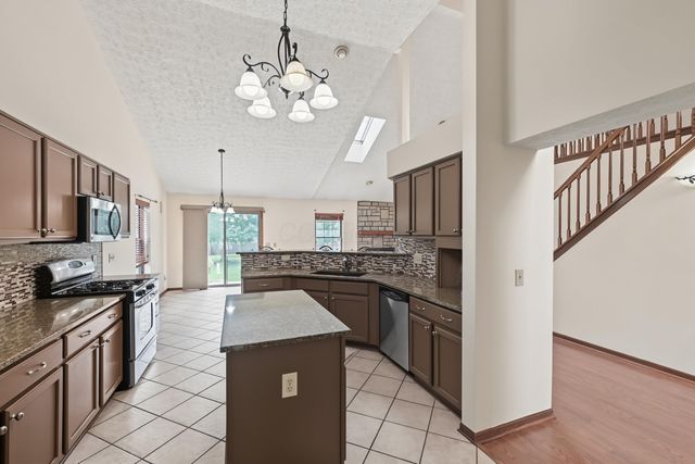 3612 Mariners Way, Lewis Center, OH 43035