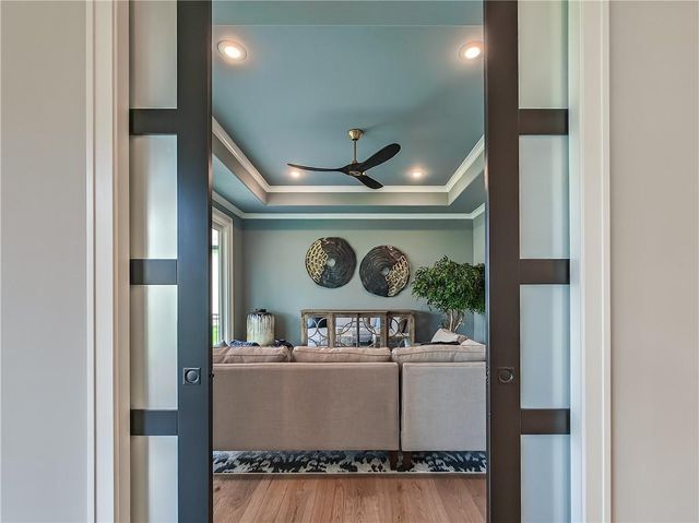 17212 Nieman Road, Overland Park, KS 66221