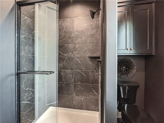 17212 Nieman Road, Overland Park, KS 66221