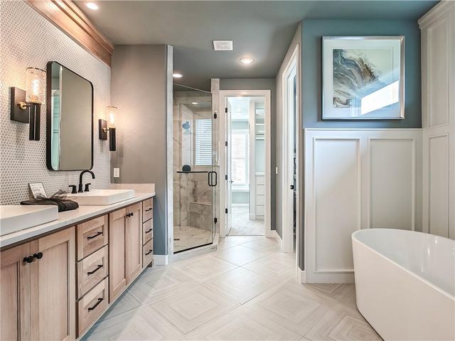 17212 Nieman Road, Overland Park, KS 66221