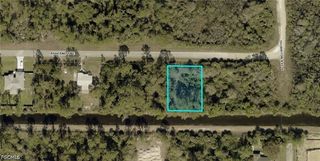 858 Ashland ST E, Lehigh Acres, FL 33974