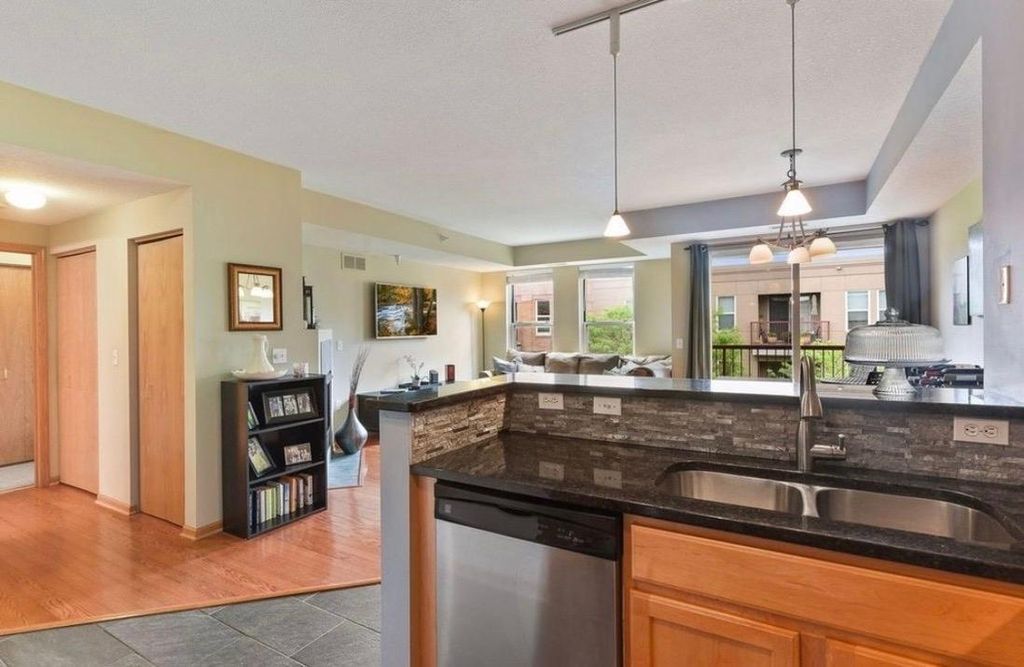 660 N 2nd Street 401, Minneapolis, MN 55401 — photo 5