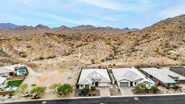 16601 W FAWN Drive, Goodyear, AZ 85338