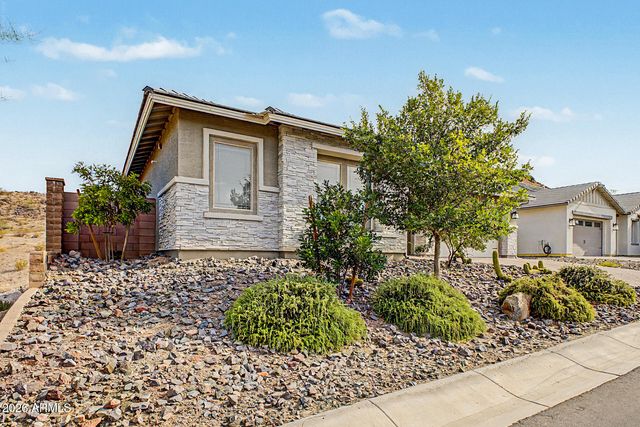 16601 W FAWN Drive, Goodyear, AZ 85338