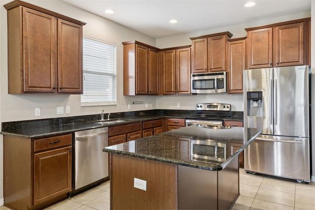1134 WHITE WATER BAY DRIVE, Groveland, FL 34736