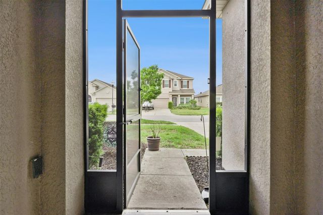 1134 WHITE WATER BAY DRIVE, Groveland, FL 34736