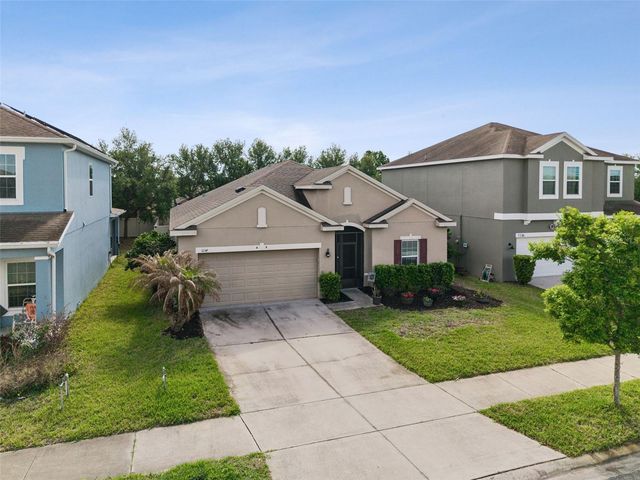 1134 WHITE WATER BAY DRIVE, Groveland, FL 34736