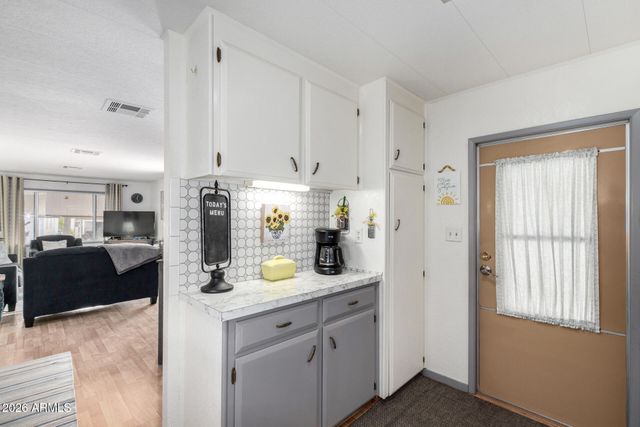 800 W APACHE Trail 93, Apache Junction, AZ 85120