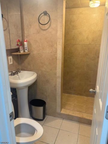 1720 Grier Ave, Linden City, NJ 07036