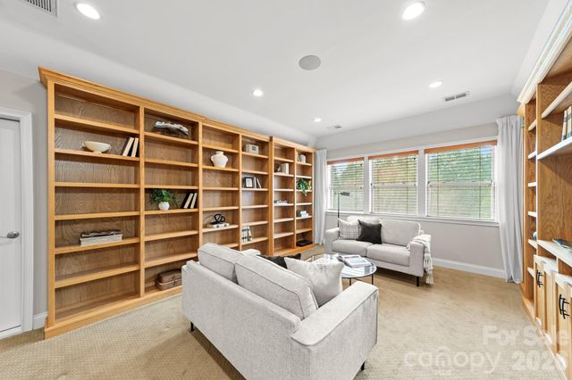 14817 High Bluff Court, Charlotte, NC 28278