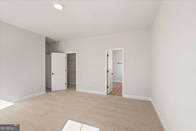 180 Foxridge Court, Metter, GA 30439