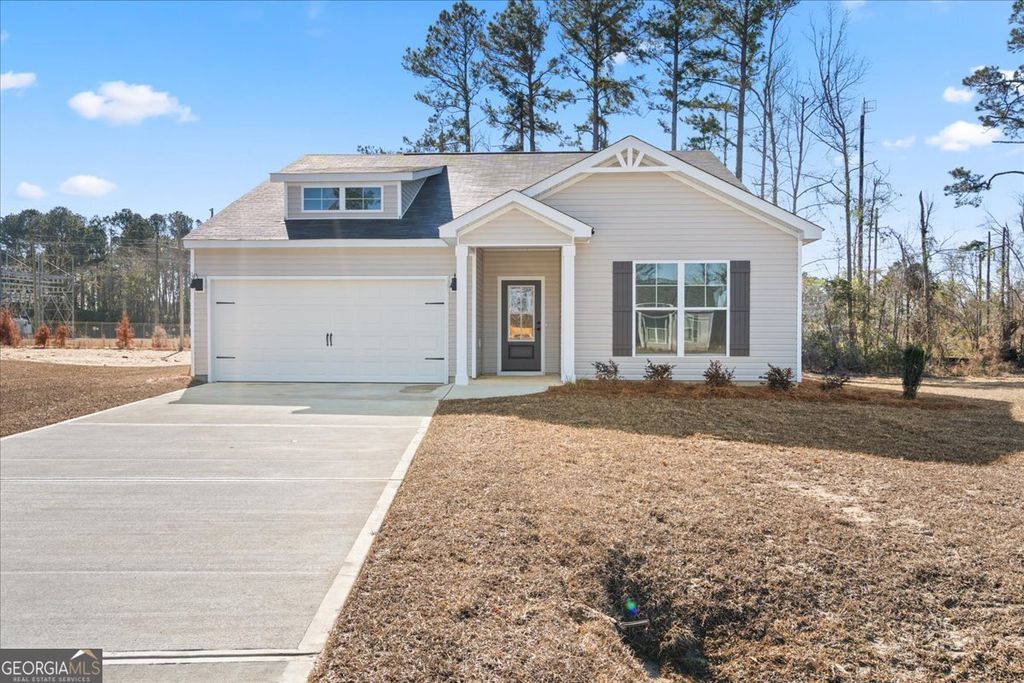 180 Foxridge Court, Metter, GA 30439