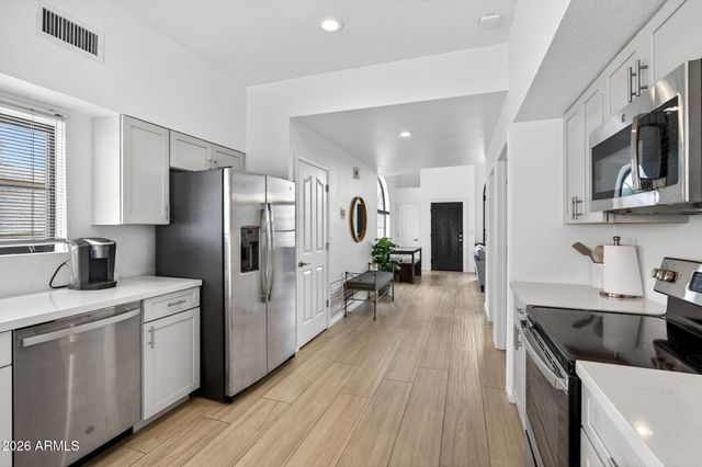 10214 N 44TH Street, Phoenix, AZ 85028