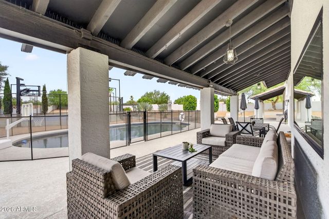 10214 N 44TH Street, Phoenix, AZ 85028