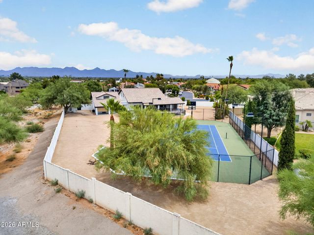 10214 N 44TH Street, Phoenix, AZ 85028