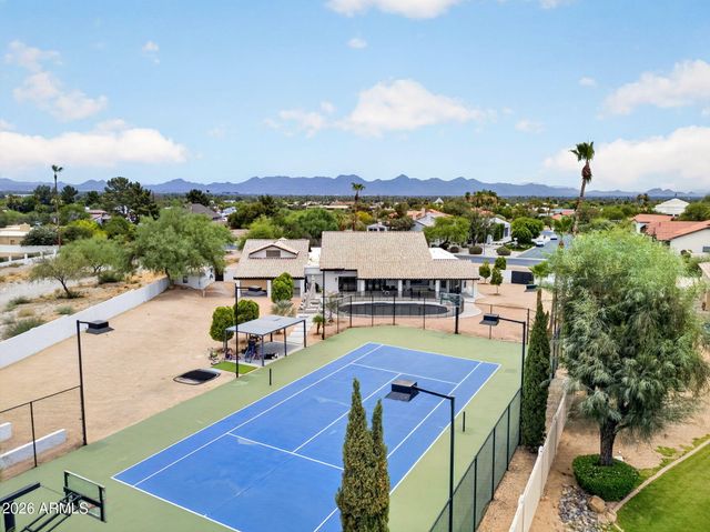10214 N 44TH Street, Phoenix, AZ 85028