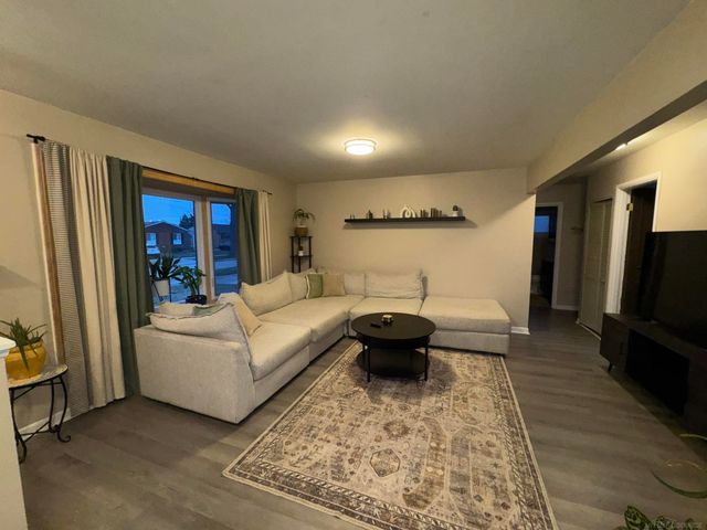 21306 Briarcliff Street, Saint Clair Shores, MI 48082