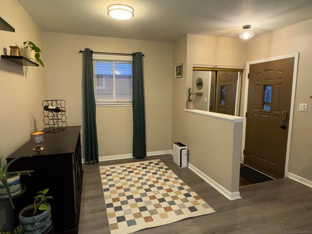 21306 Briarcliff Street, Saint Clair Shores, MI 48082