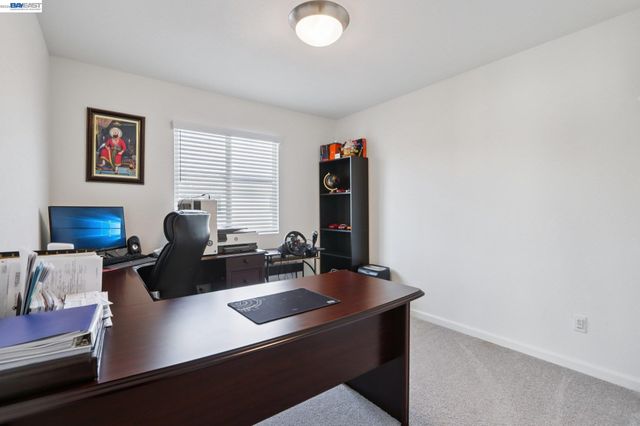 1449 Dorona Ln, Manteca, CA 95336