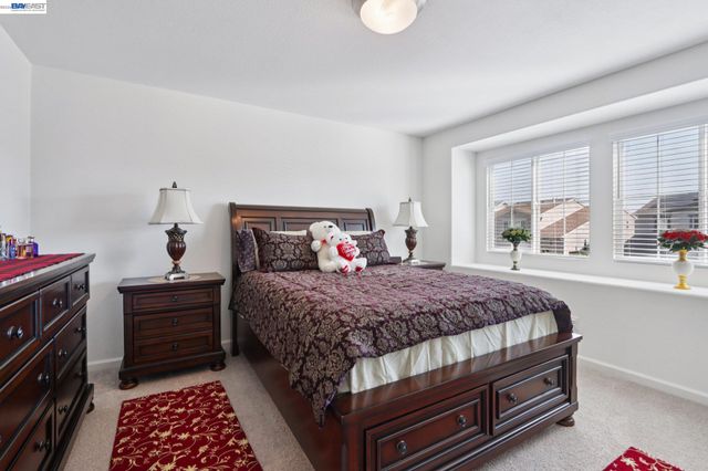 1449 Dorona Ln, Manteca, CA 95336