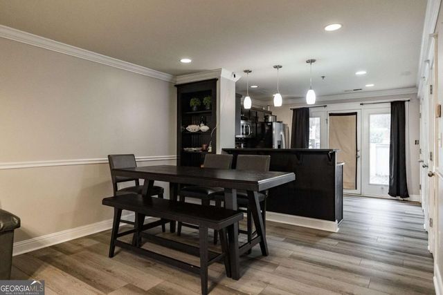 660 Barnett Shoals Road 212, Athens, GA 30605