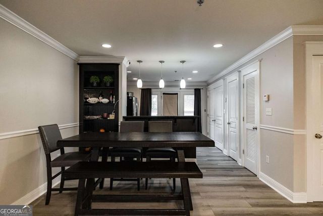 660 Barnett Shoals Road 212, Athens, GA 30605