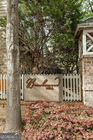 660 Barnett Shoals Road 212, Athens, GA 30605