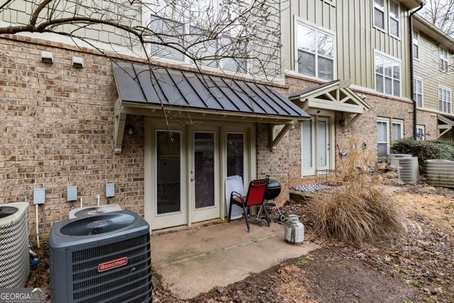 660 Barnett Shoals Road 212, Athens, GA 30605