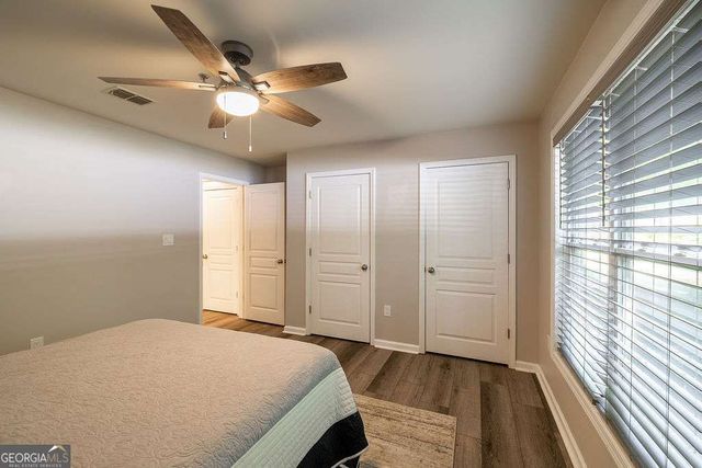 660 Barnett Shoals Road 212, Athens, GA 30605