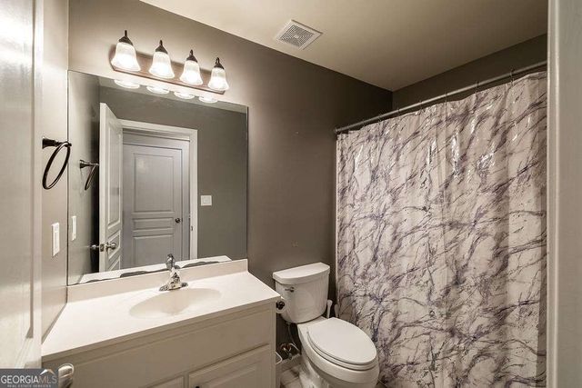 660 Barnett Shoals Road 212, Athens, GA 30605