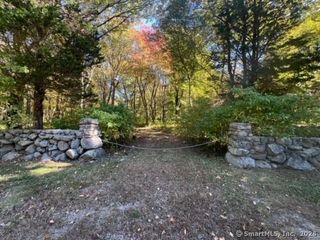 174 Montauk Avenue, Stonington, CT 06378