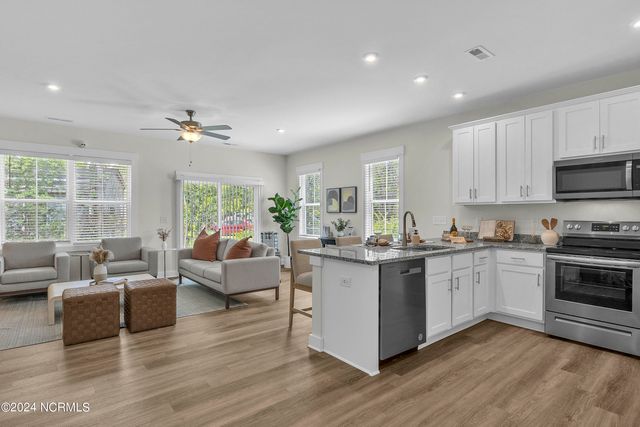 6012 Beckington Drive, Leland, NC 28451