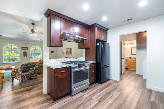 39398 Robin, Bass Lake, CA 93604