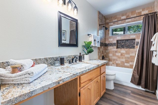 39398 Robin, Bass Lake, CA 93604