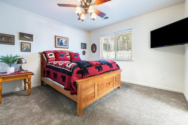 39398 Robin, Bass Lake, CA 93604