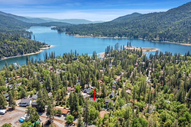 39398 Robin, Bass Lake, CA 93604