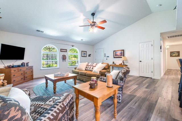 39398 Robin, Bass Lake, CA 93604