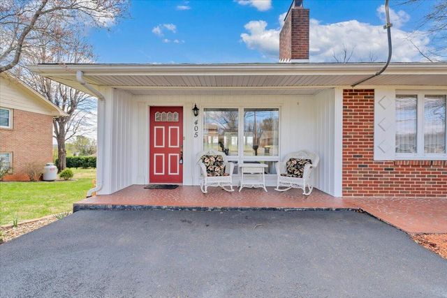 405 Hilltop DR, Rocky Mount, VA 24151