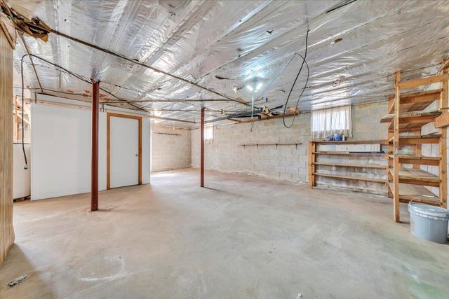 405 Hilltop DR, Rocky Mount, VA 24151