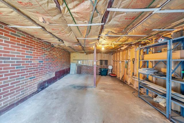 405 Hilltop DR, Rocky Mount, VA 24151